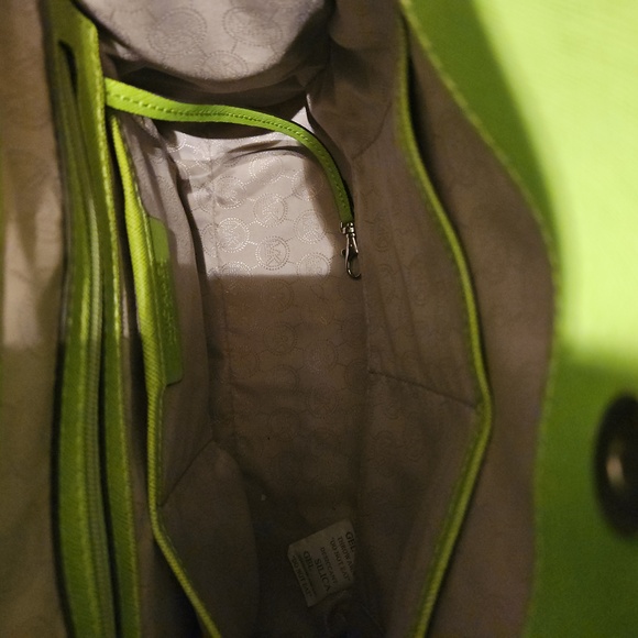 Michael Kors Large Hamilton Tote Pear Green W/ Silvertone Hardware Large - Picture 8 of 9